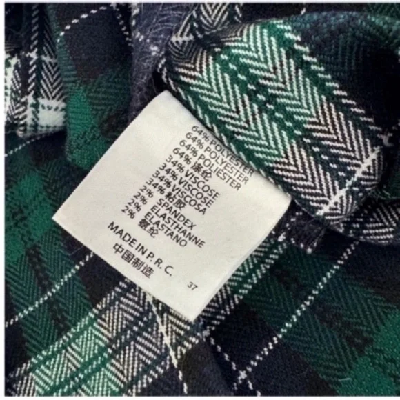 Brandy Melville Plaid Dana Skirt - Picture 6 of 8